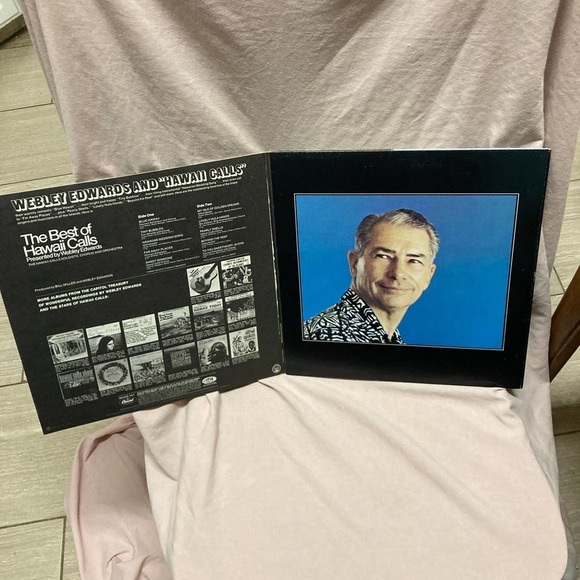 THE Best Of Hawaii Calls LP - Picture 2 of 5